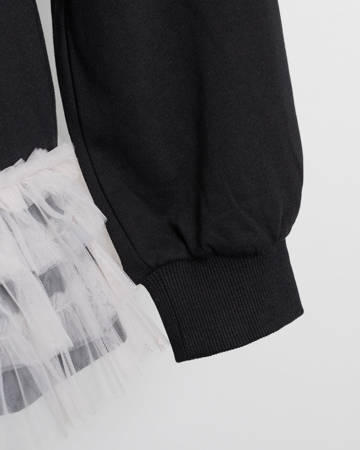 チュールフリルパーカーセットアップ