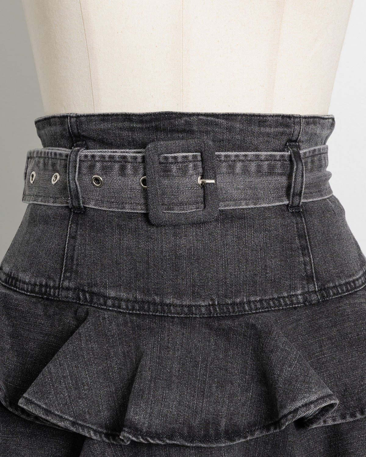 ベルト付きデニムティアードスカート