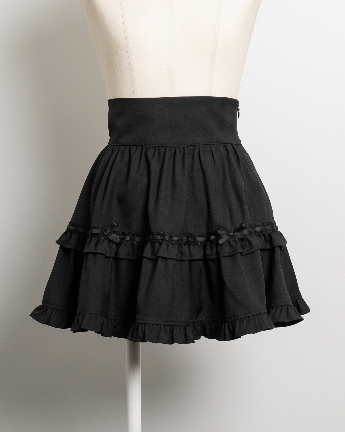 カラー：ブラック