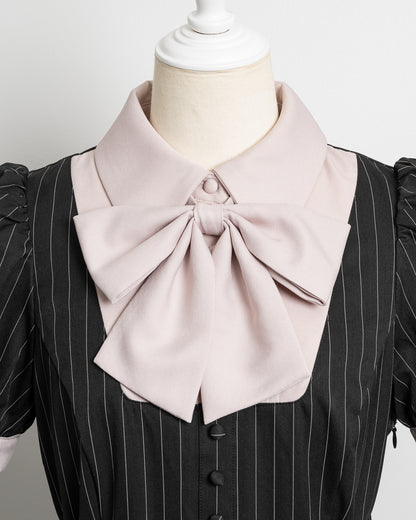 リボンタイ付きプリーツミニワンピース