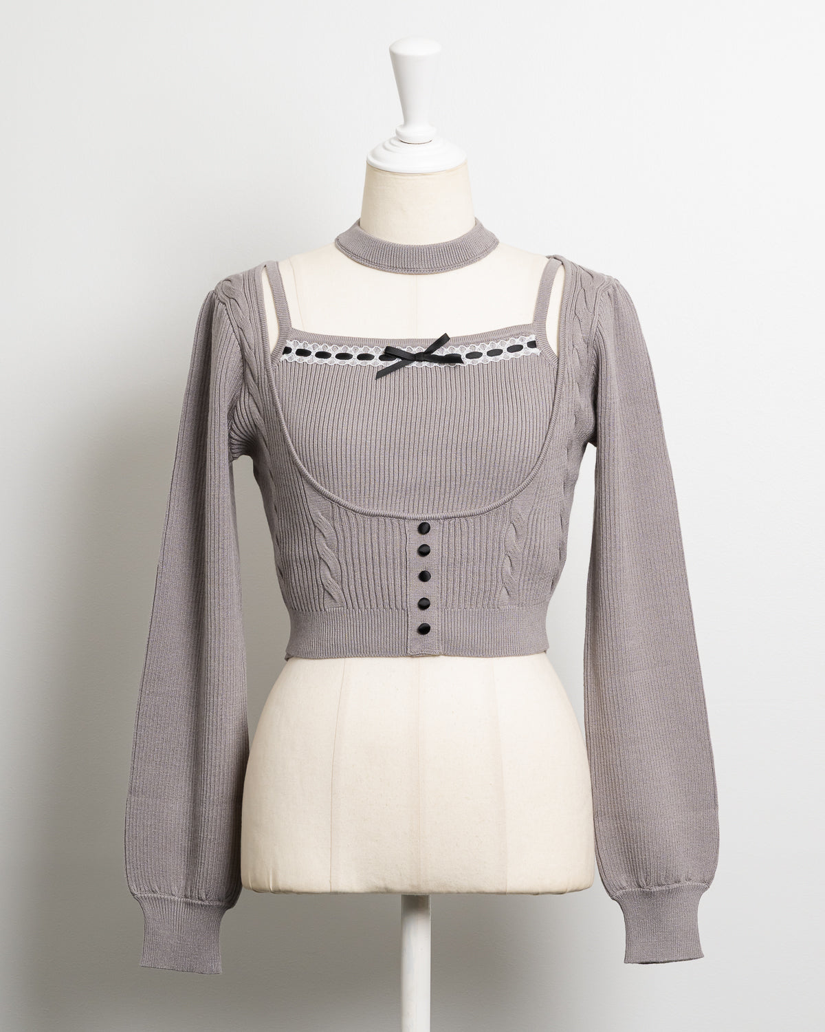 新品タグ付き ANDMARY 花柄キャミ チョーカー付き チョーカー付きバタフライ柄レーストップス[sm233] | レディース