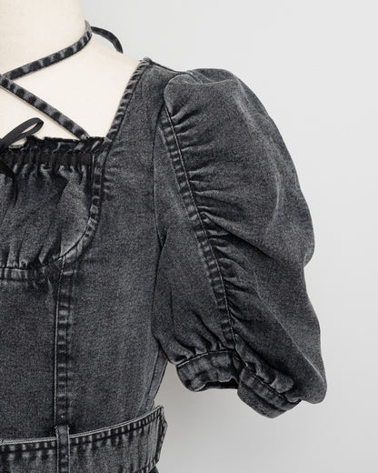 ヨーク切替ベルト付きプリーツミニワンピース