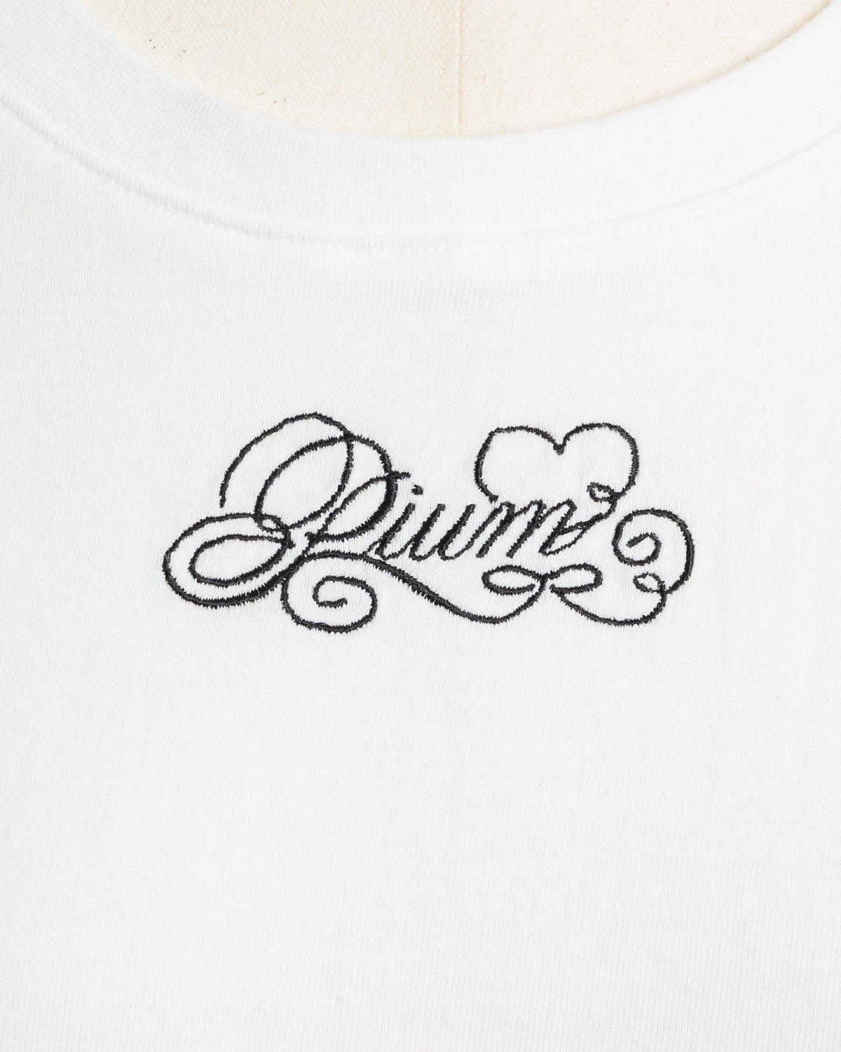 ロゴ刺繍レースリボンTシャツ
