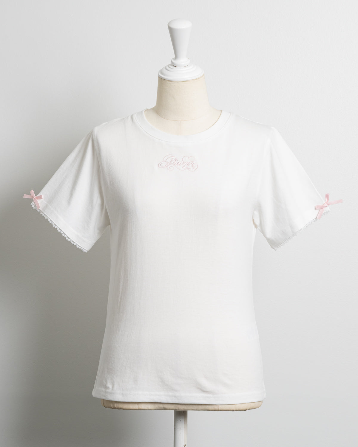 ロゴ刺繍レースリボンTシャツ