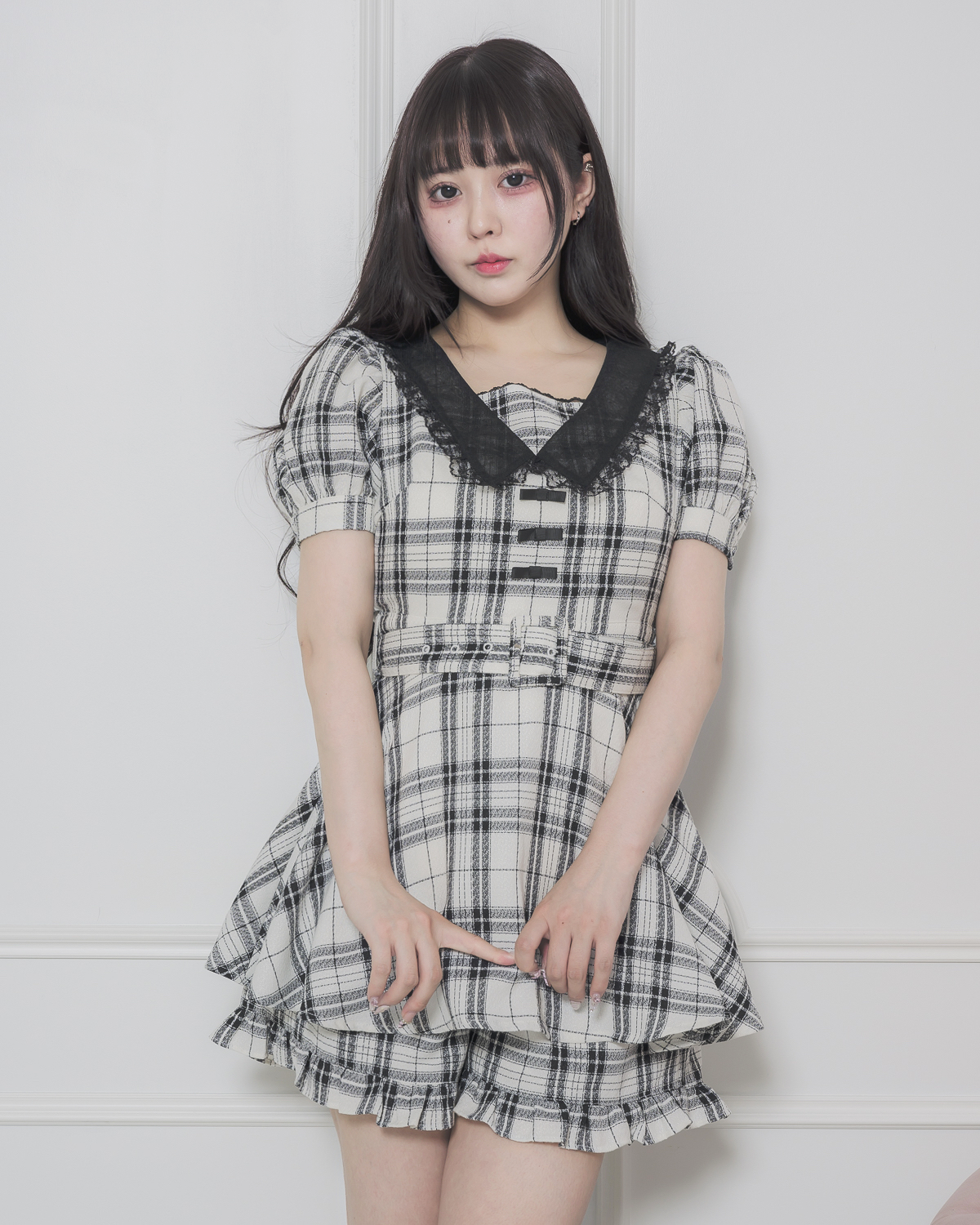 モデル身長:157cm/着用カラー:ホワイトチェック