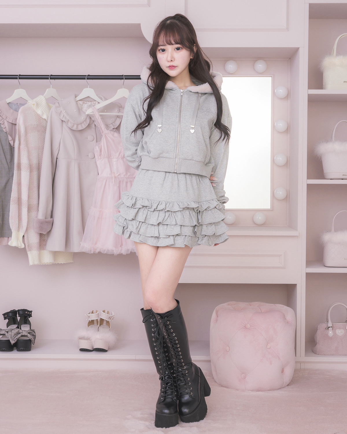 モデル身長:157cm/着用カラー : グレー