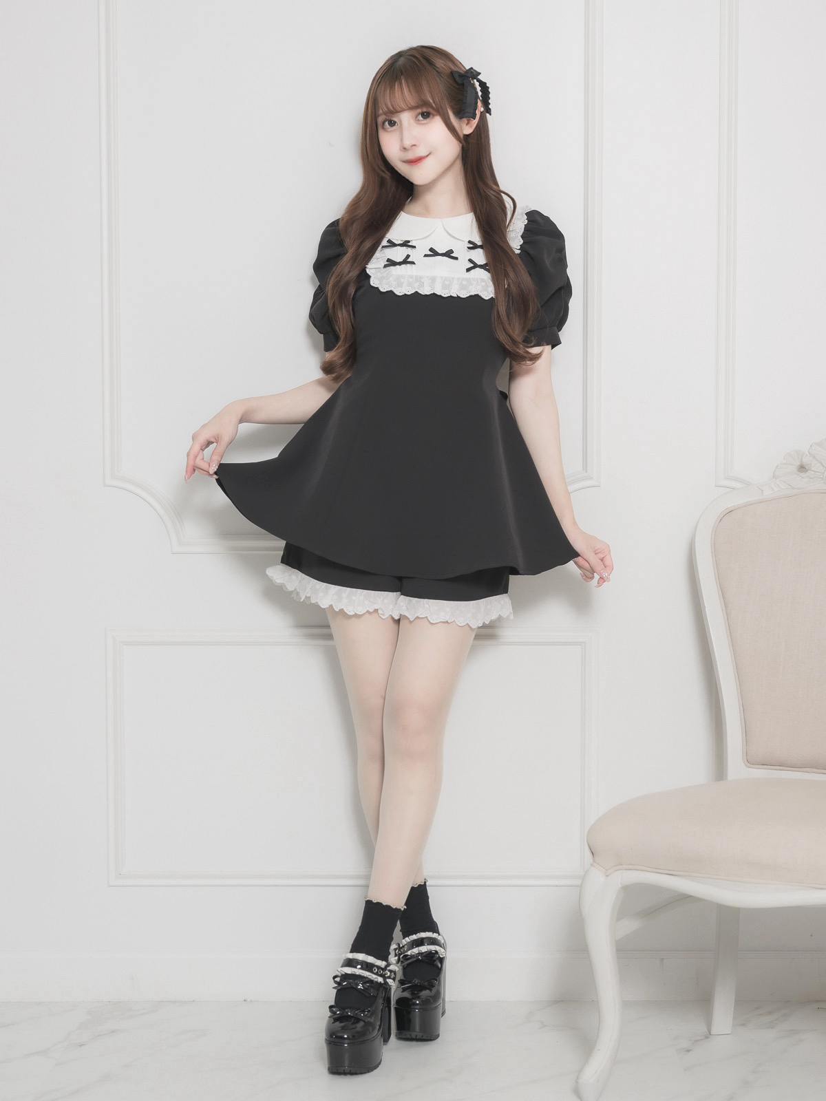 モデル身長:159cm/着用カラー:ブラック