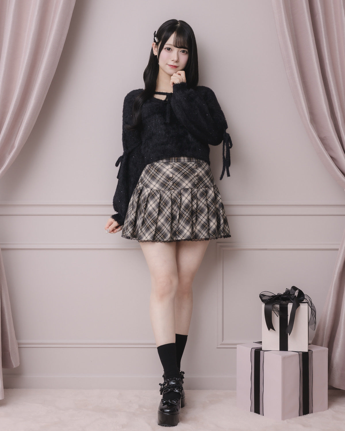 モデル身長：155cm/着用カラー:ブラック