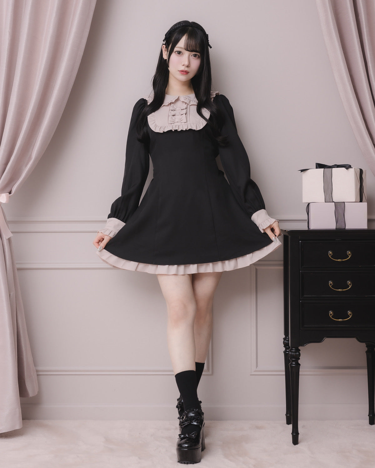 モデル身長：155cm/着用カラー:ブラック