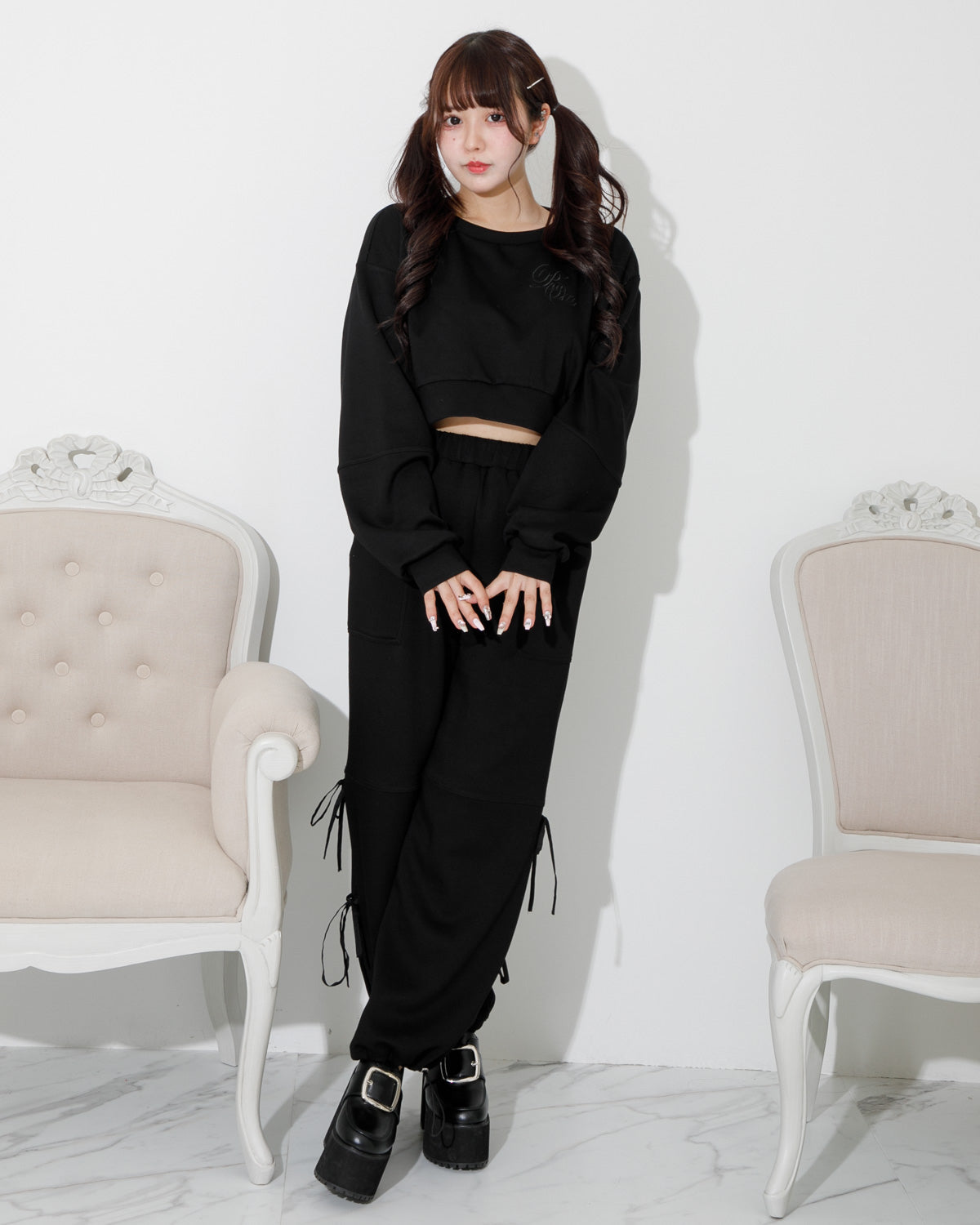 モデル身長:157cm/着用カラー:ブラック