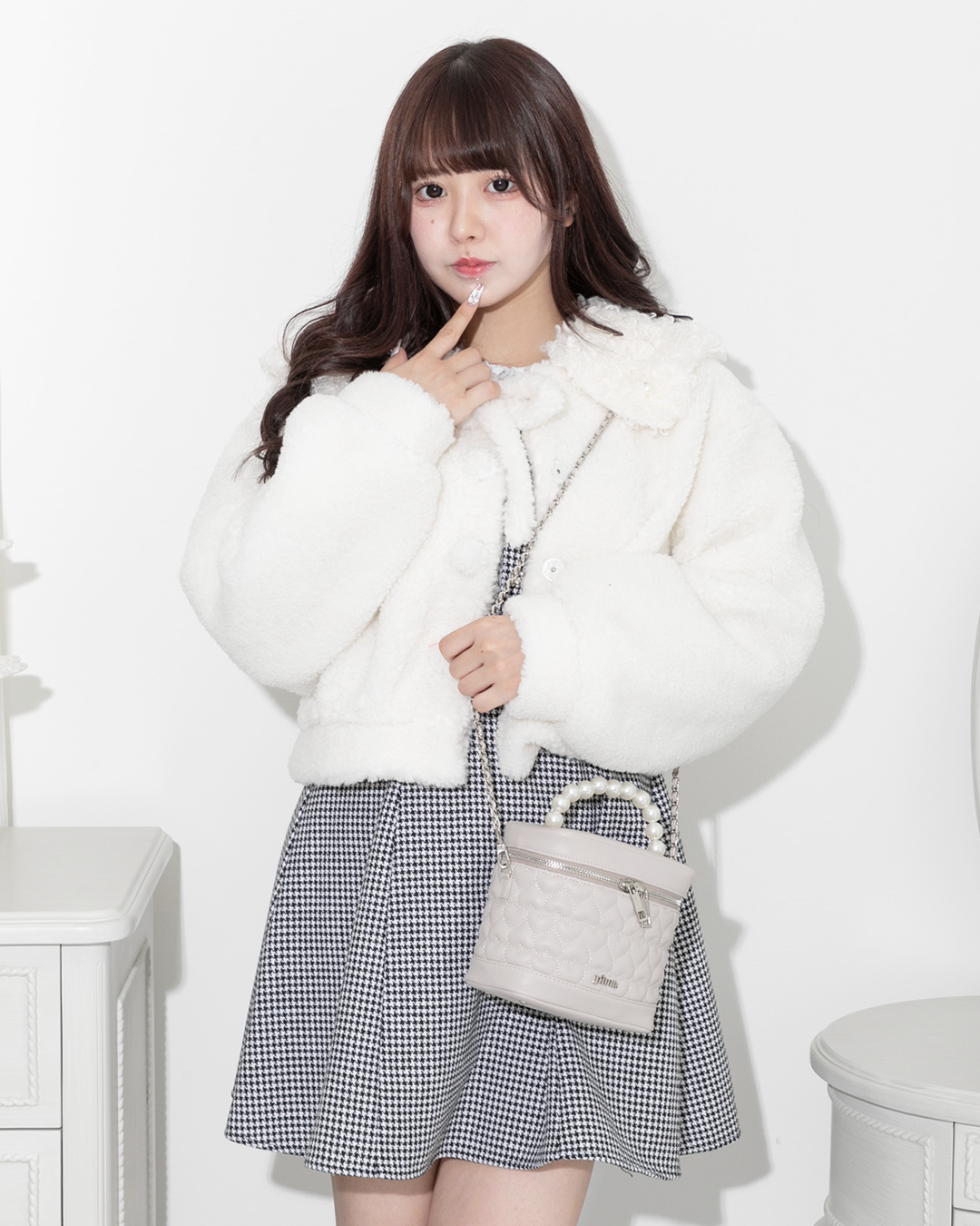 モデル身長:157cm/着用カラー:ホワイト