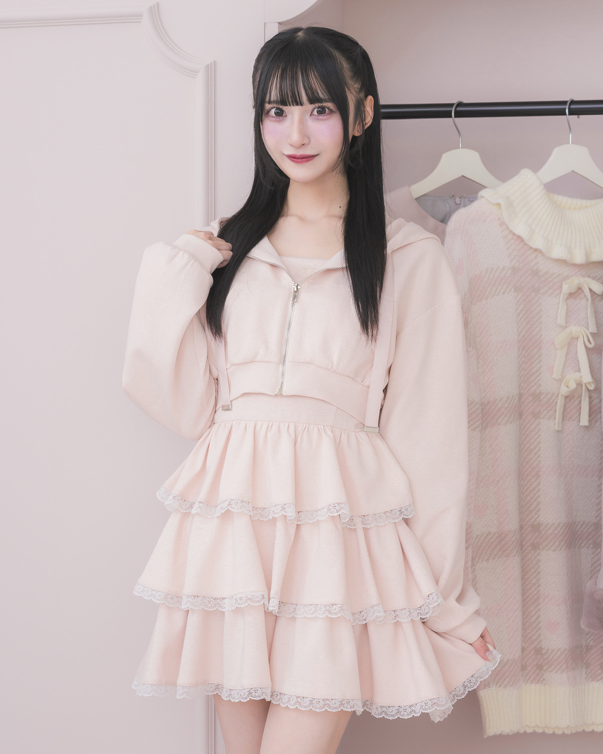 モデル身長:157cm/着用カラー :  ピンク