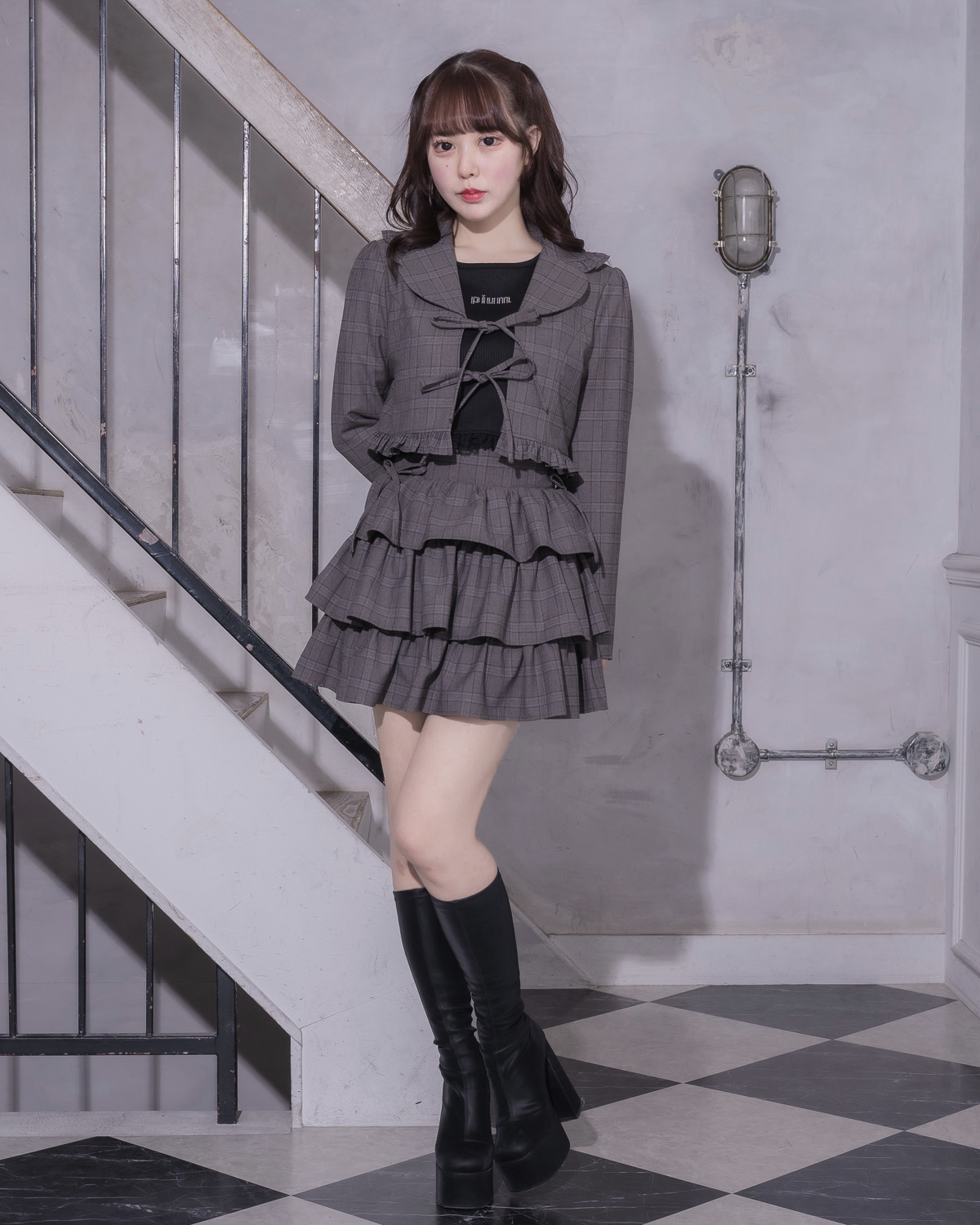 モデル身長:157cm/着用カラー:ブラウン