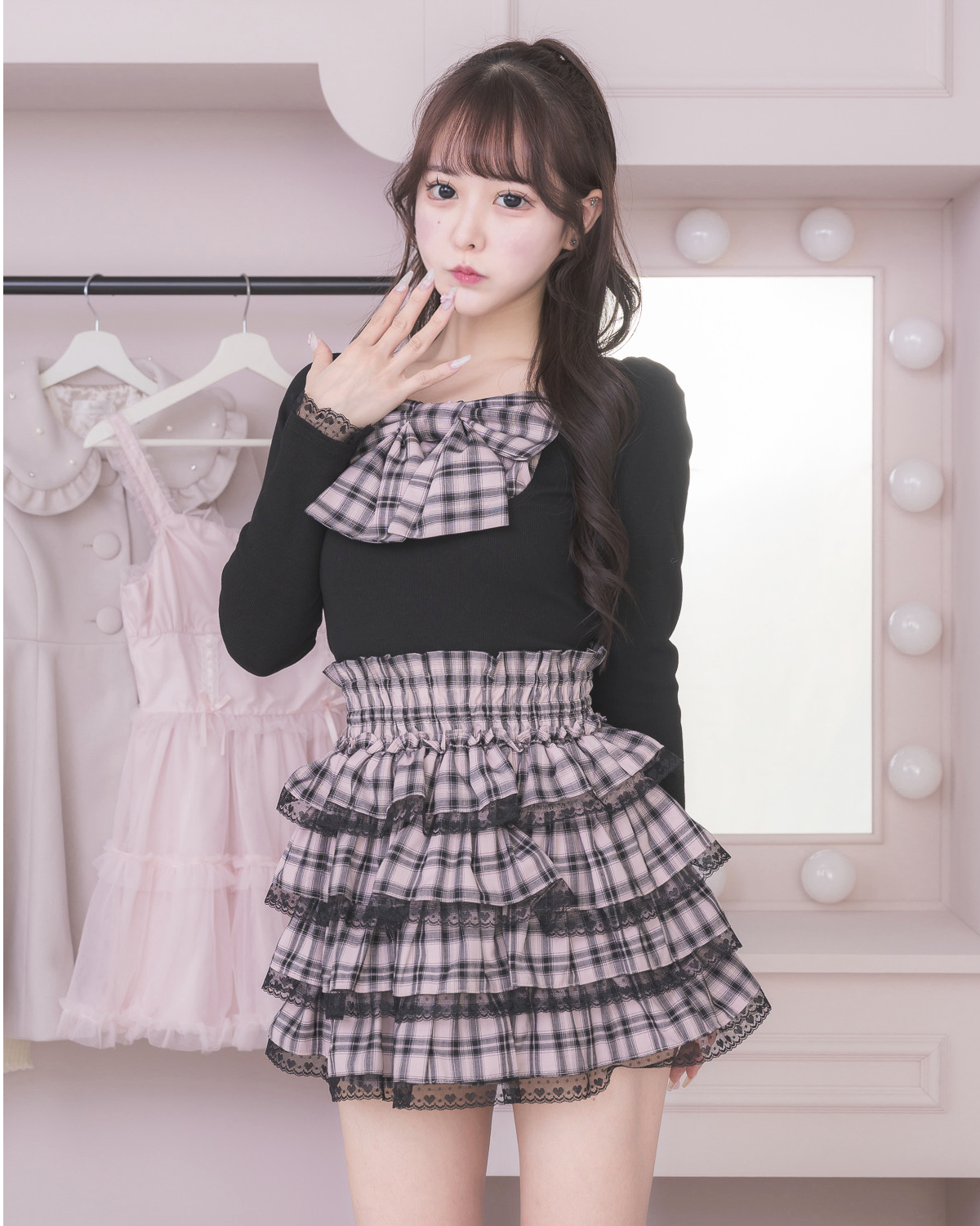 モデル身長：157cm/着用カラー:ブラック