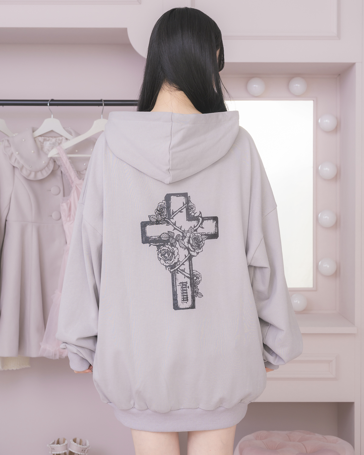 モデル身長：155cm/着用カラー：ブルーグレー