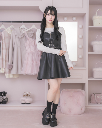 モデル身長：155cm/着用カラー:ブラックレザー