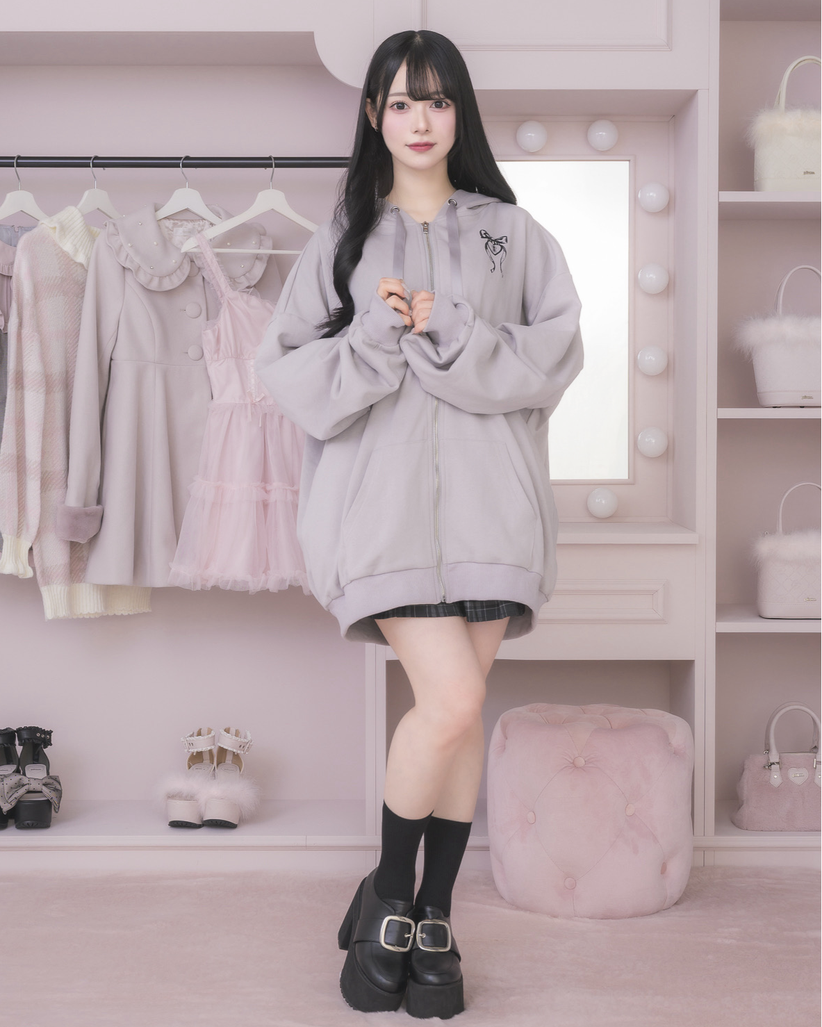 モデル身長:155cm/着用カラー:ブルーグレー