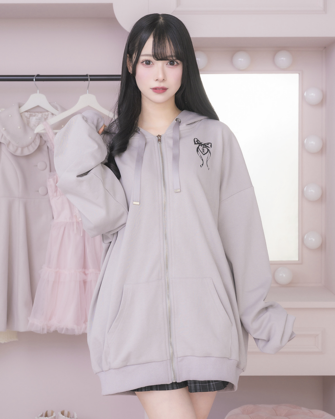 モデル身長：155cm/着用カラー：ブルーグレー