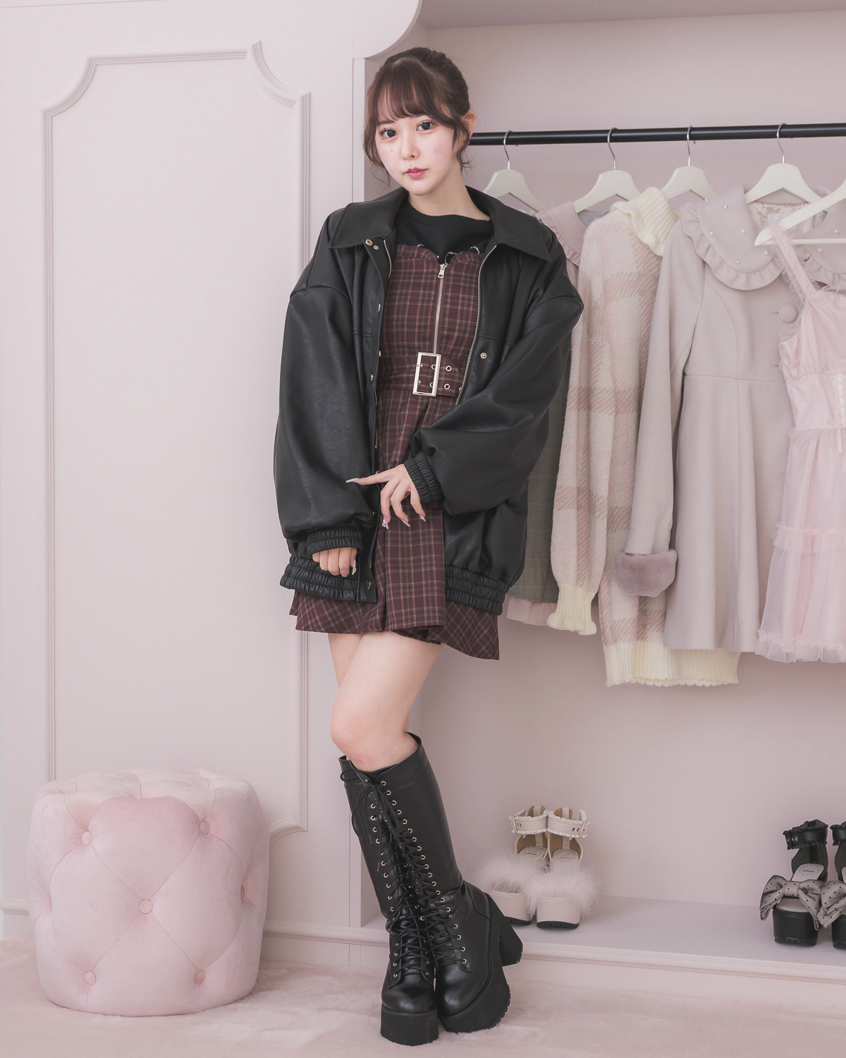 モデル身長：157cm/着用カラー:ブラック