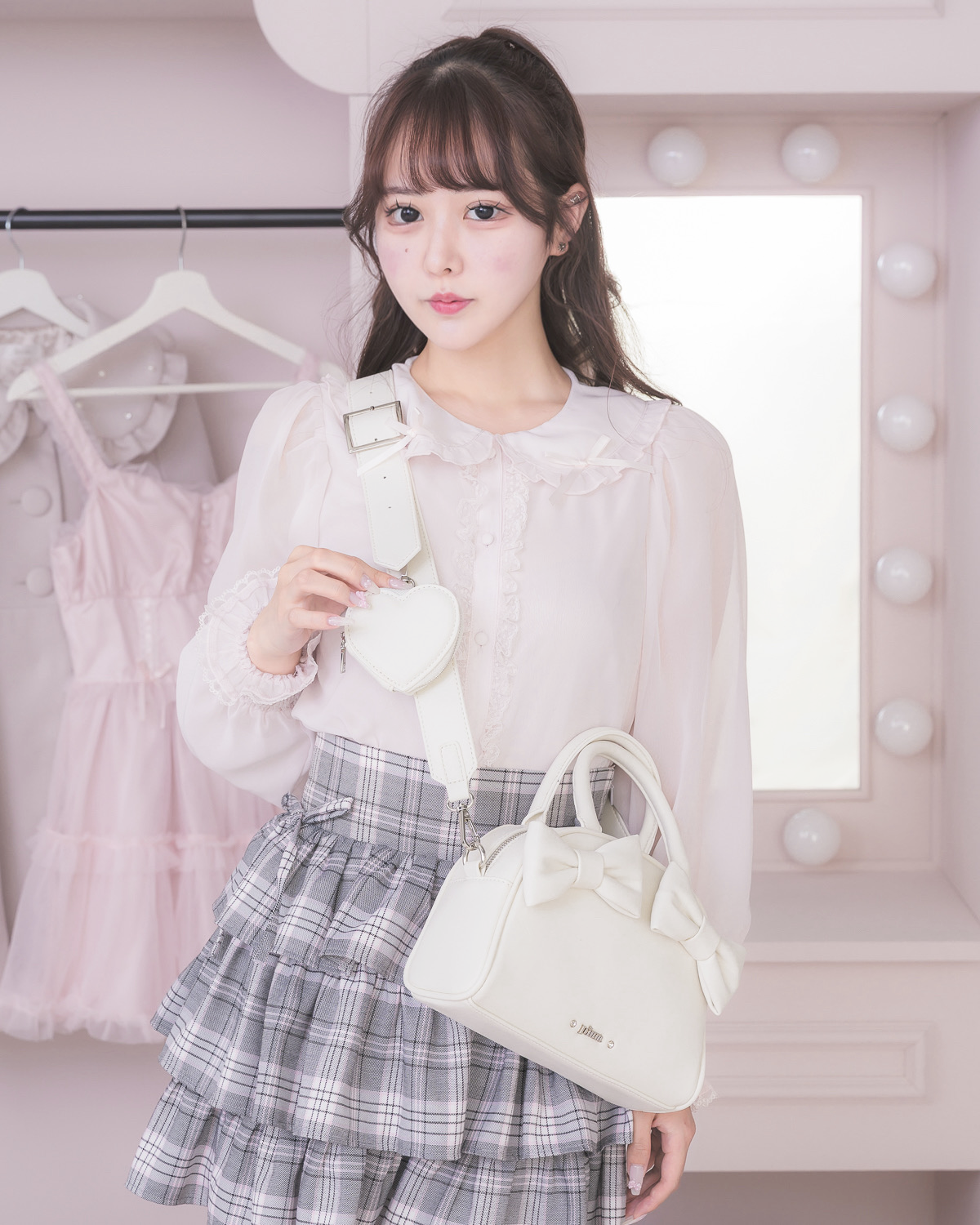 カラー:アイボリー