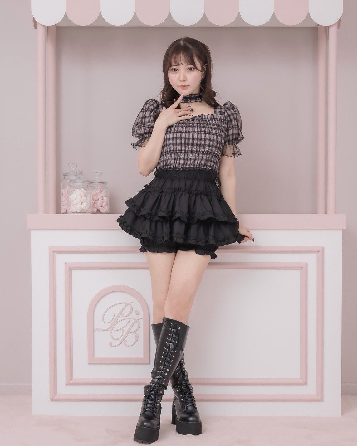 モデル身長：157cm/着用カラー : ピンクチェック