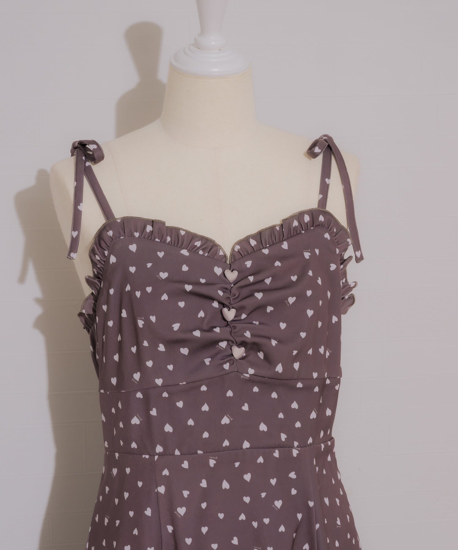 piumハートフリルキャミワンピース