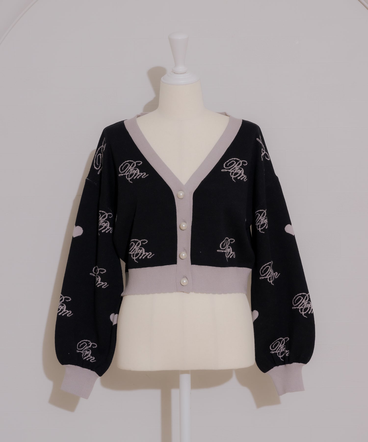 カラー:ブラック