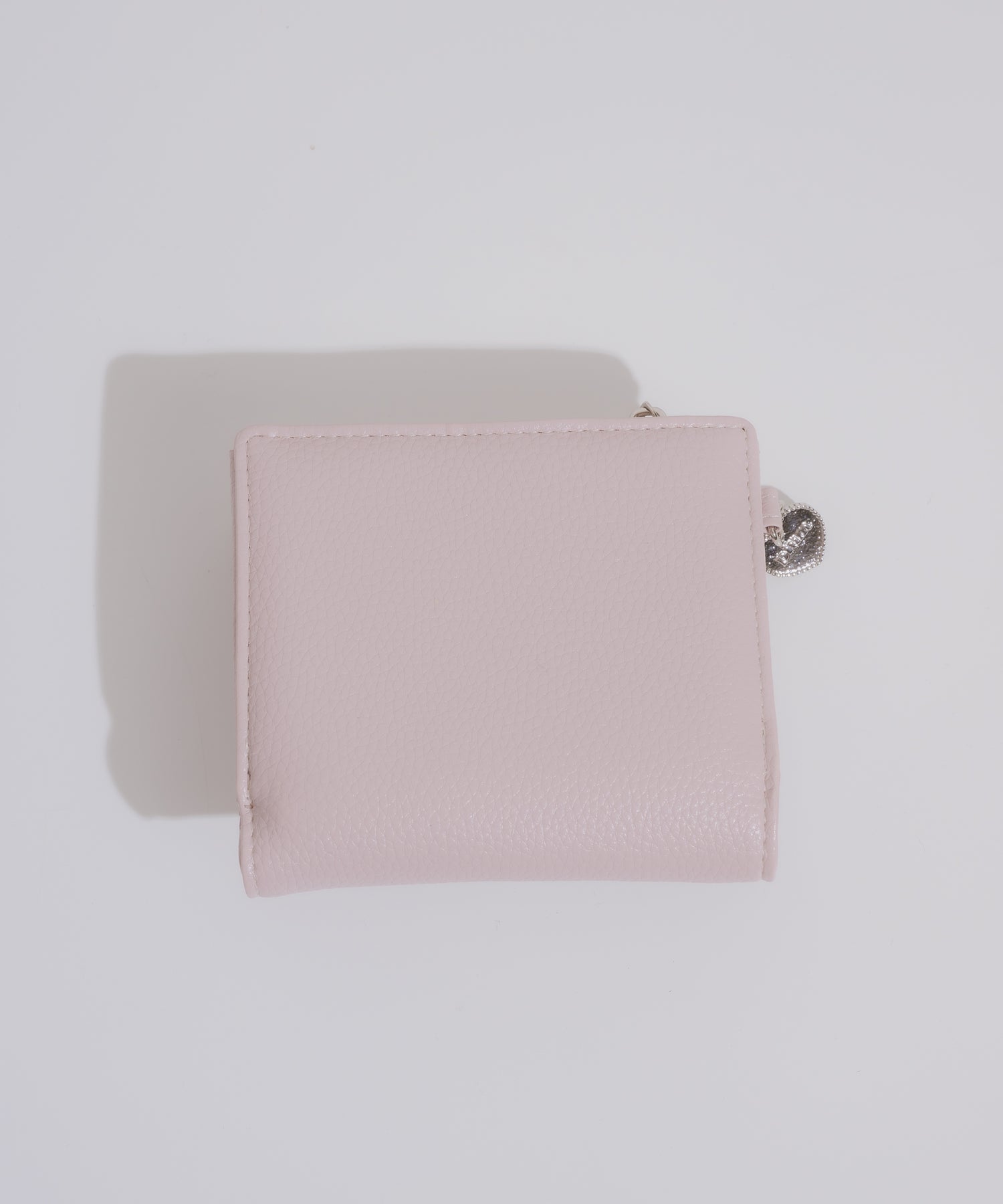 ラブレタースタッズウォレット