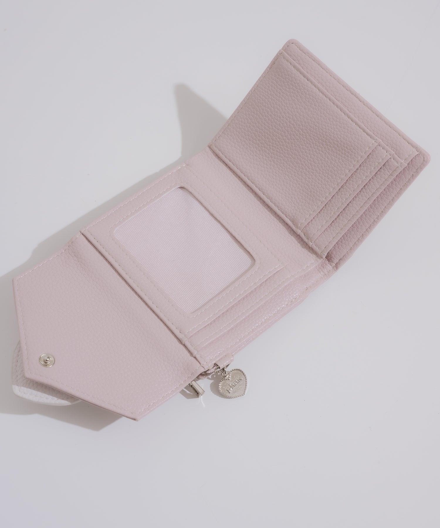 ラブレタースタッズウォレット