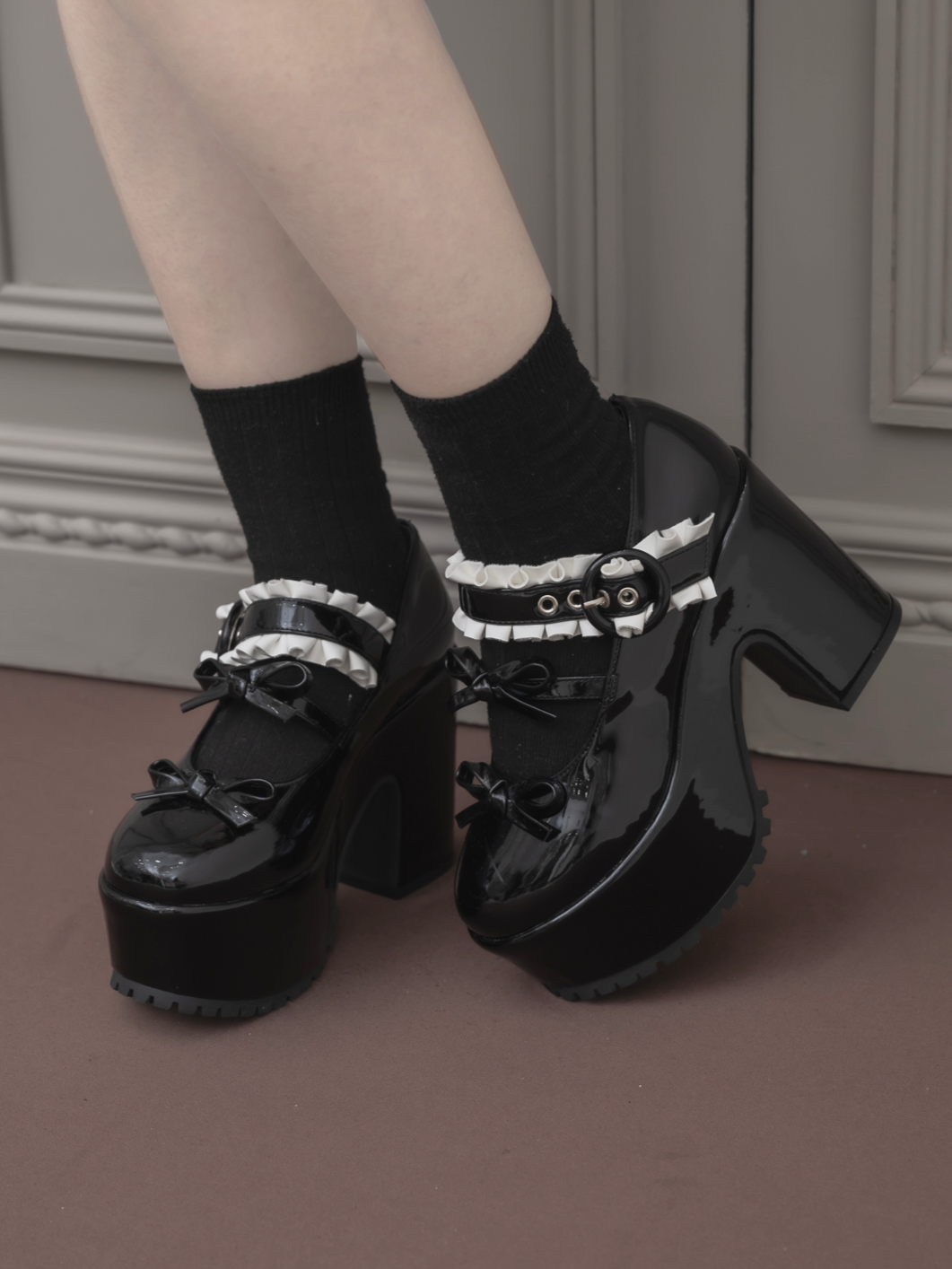 カラー : ブラック×ホワイト