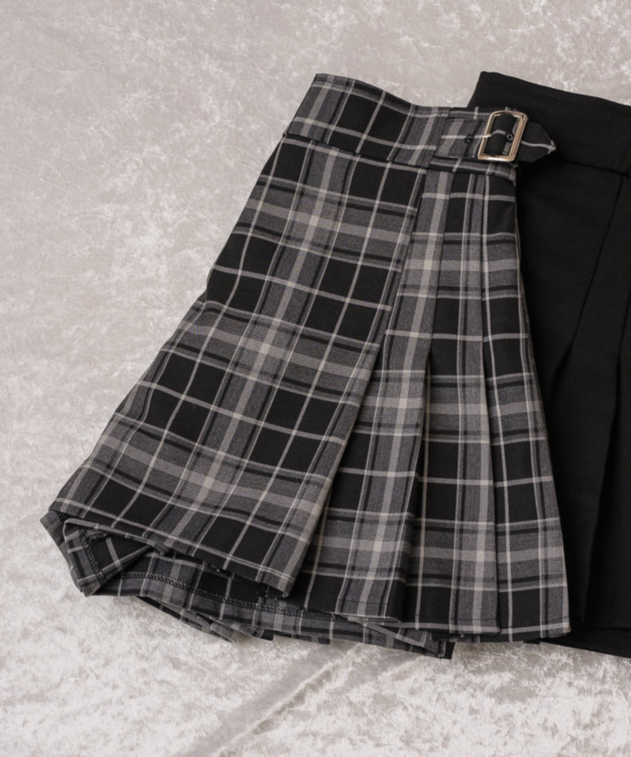 サイドベルトプリーツスカパン