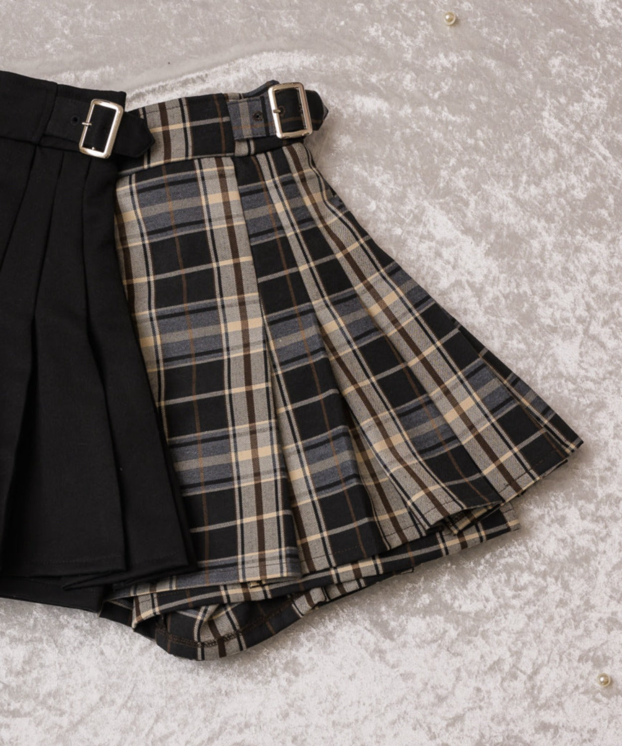 サイドベルトプリーツスカパン