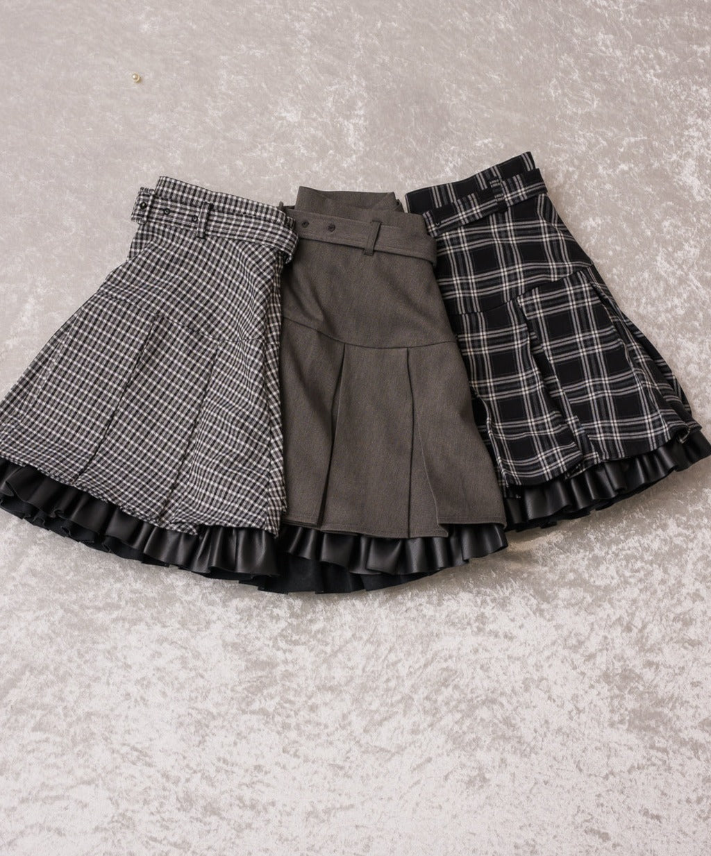 レザーフリルボックスプリーツミニスカート