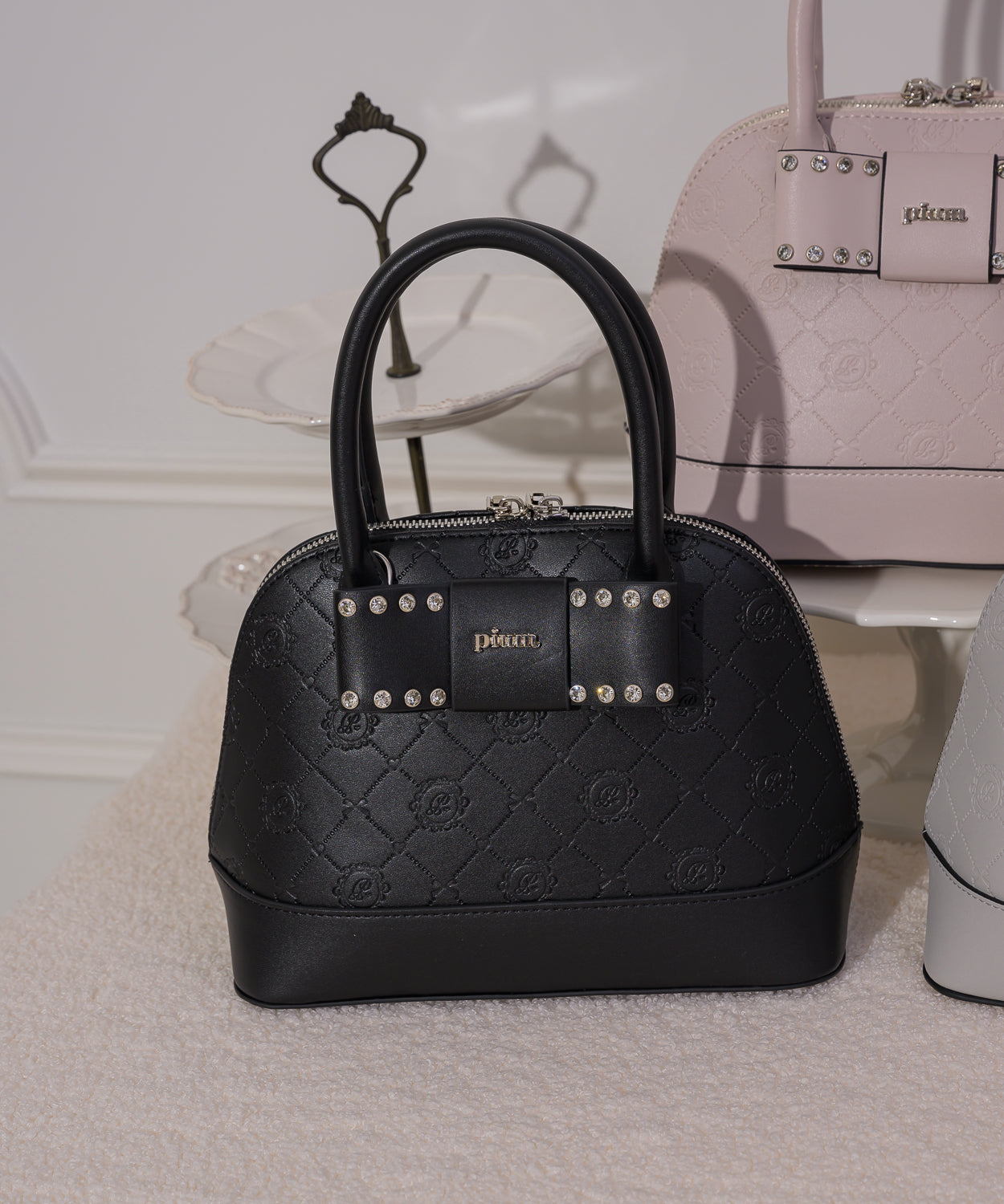 ビジューリボンモノグラムバッグ