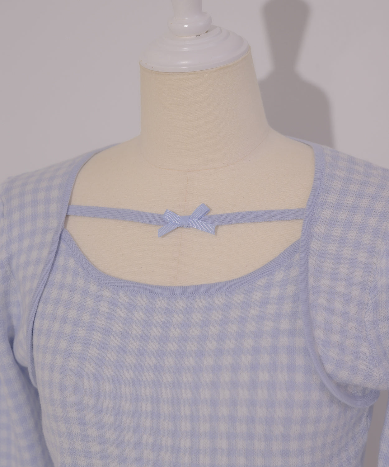 piumロゴラインリボンテープ長袖ニット