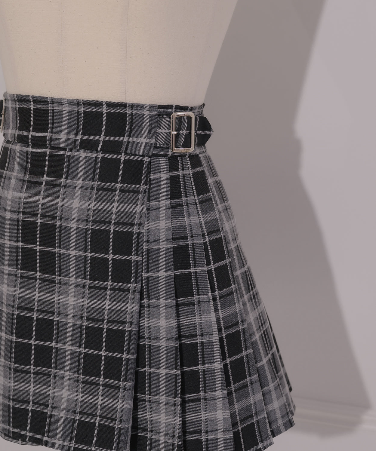 サイドベルトプリーツスカパン