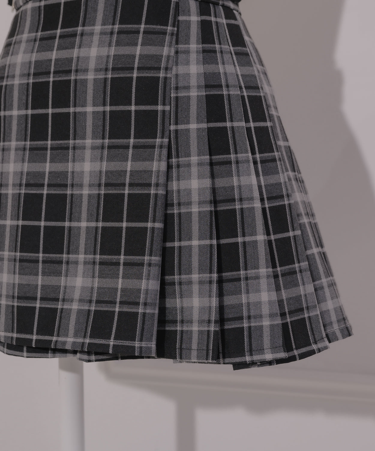 サイドベルトプリーツスカパン