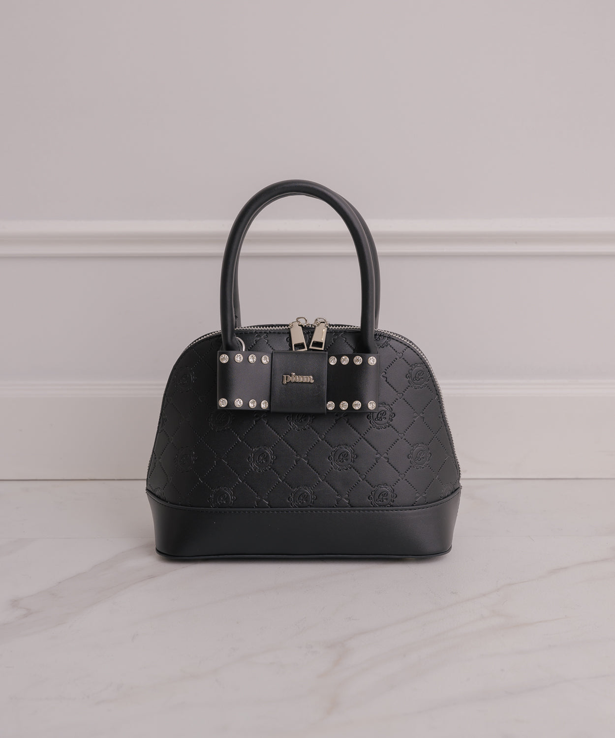 カラー:ブラック