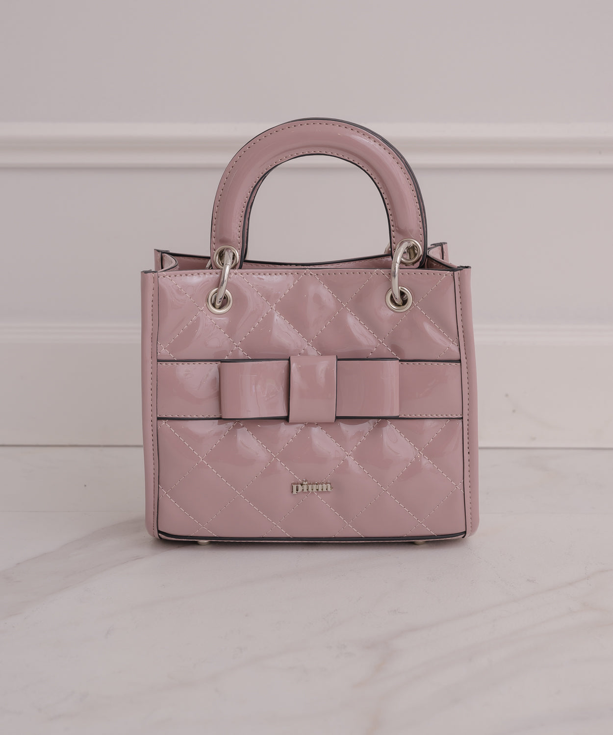 カラー:ダークピンク