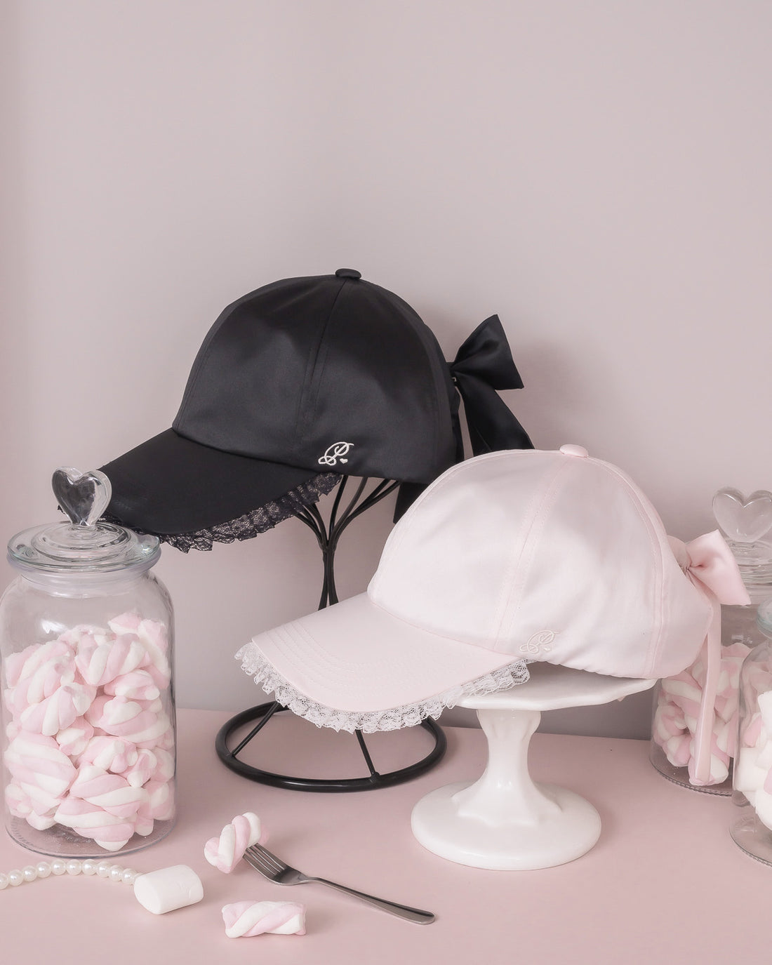 レースフリルサテンキャップ