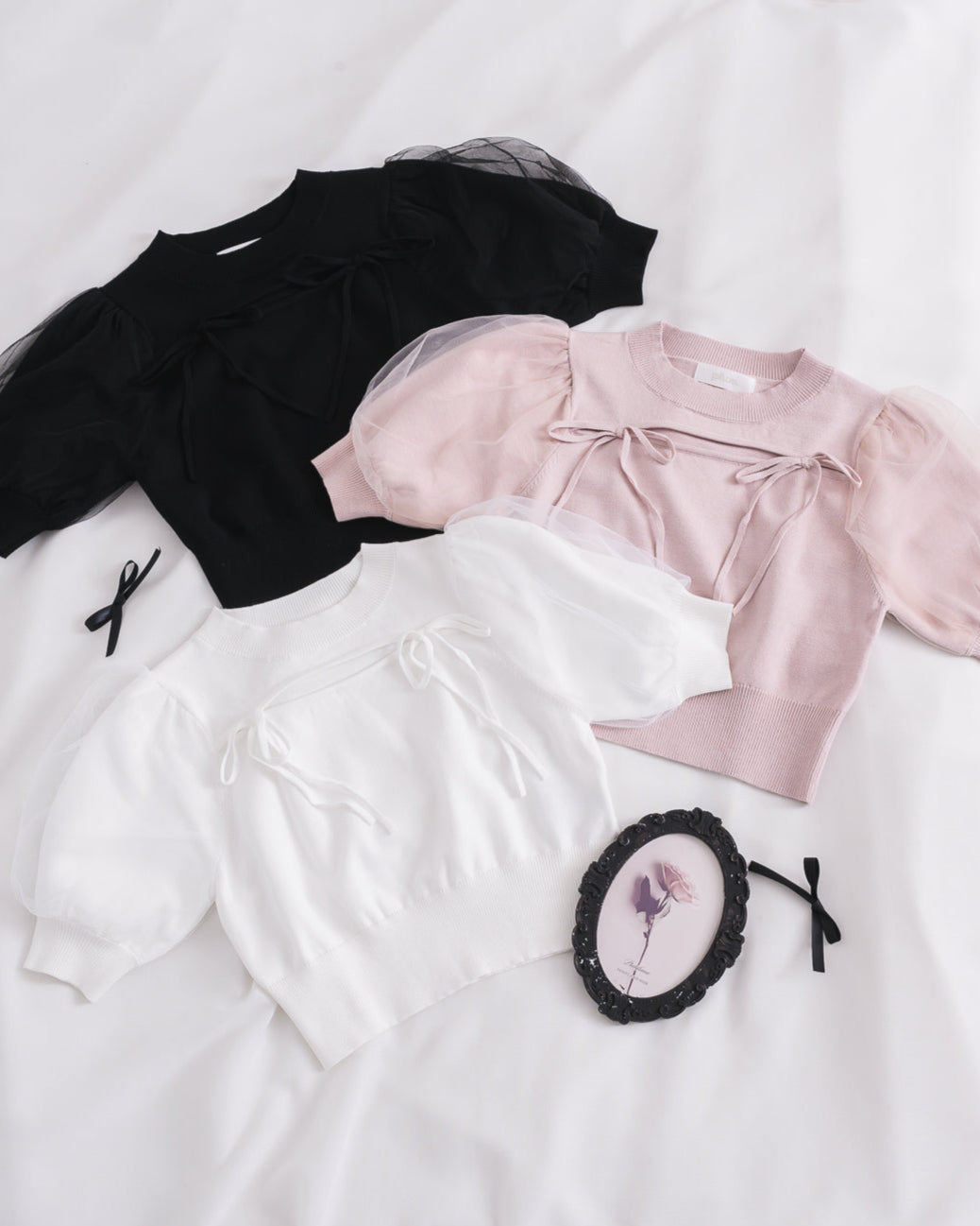 カットアウトチュールスリーブニット