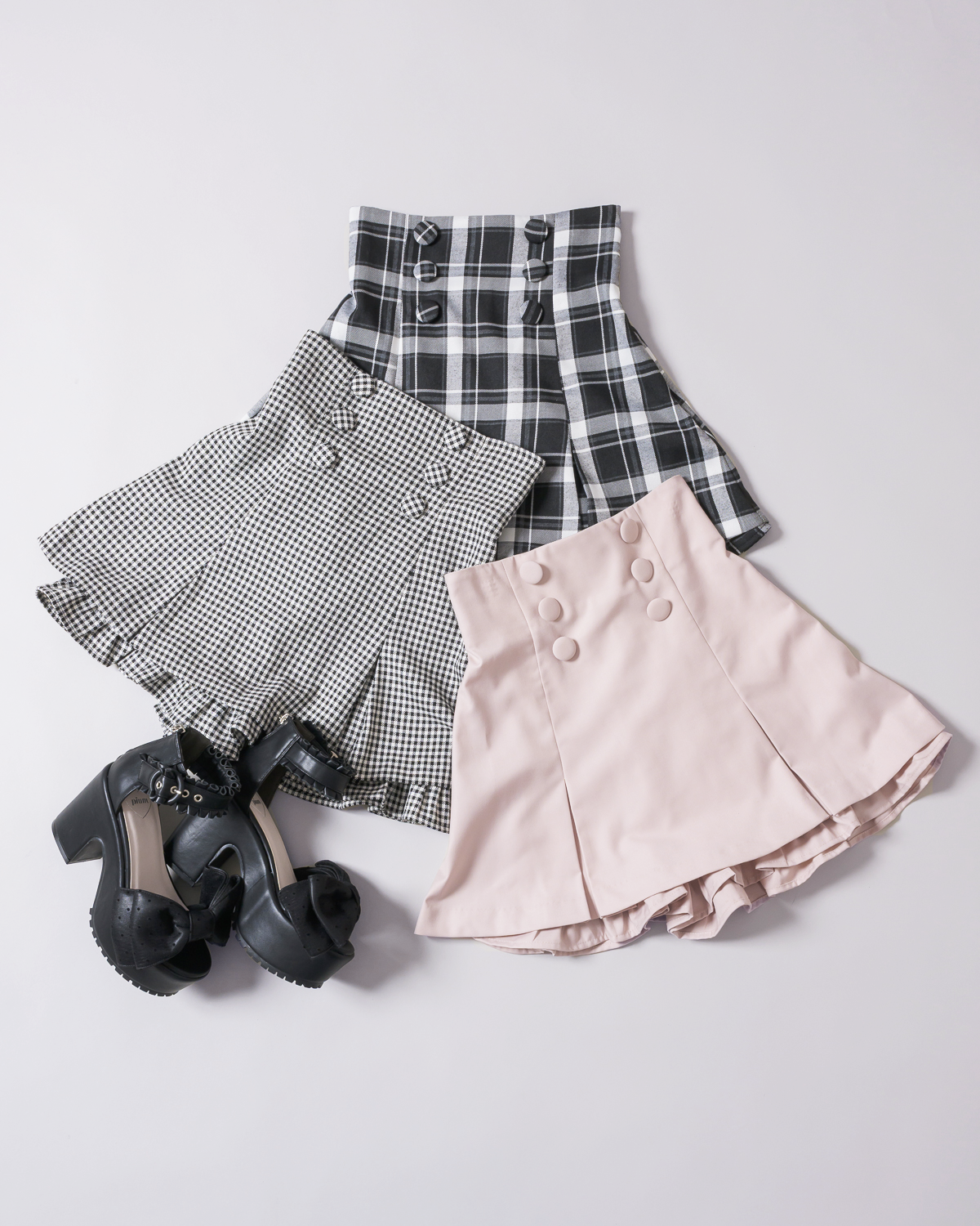 フロントボタンタックフレアスカパン