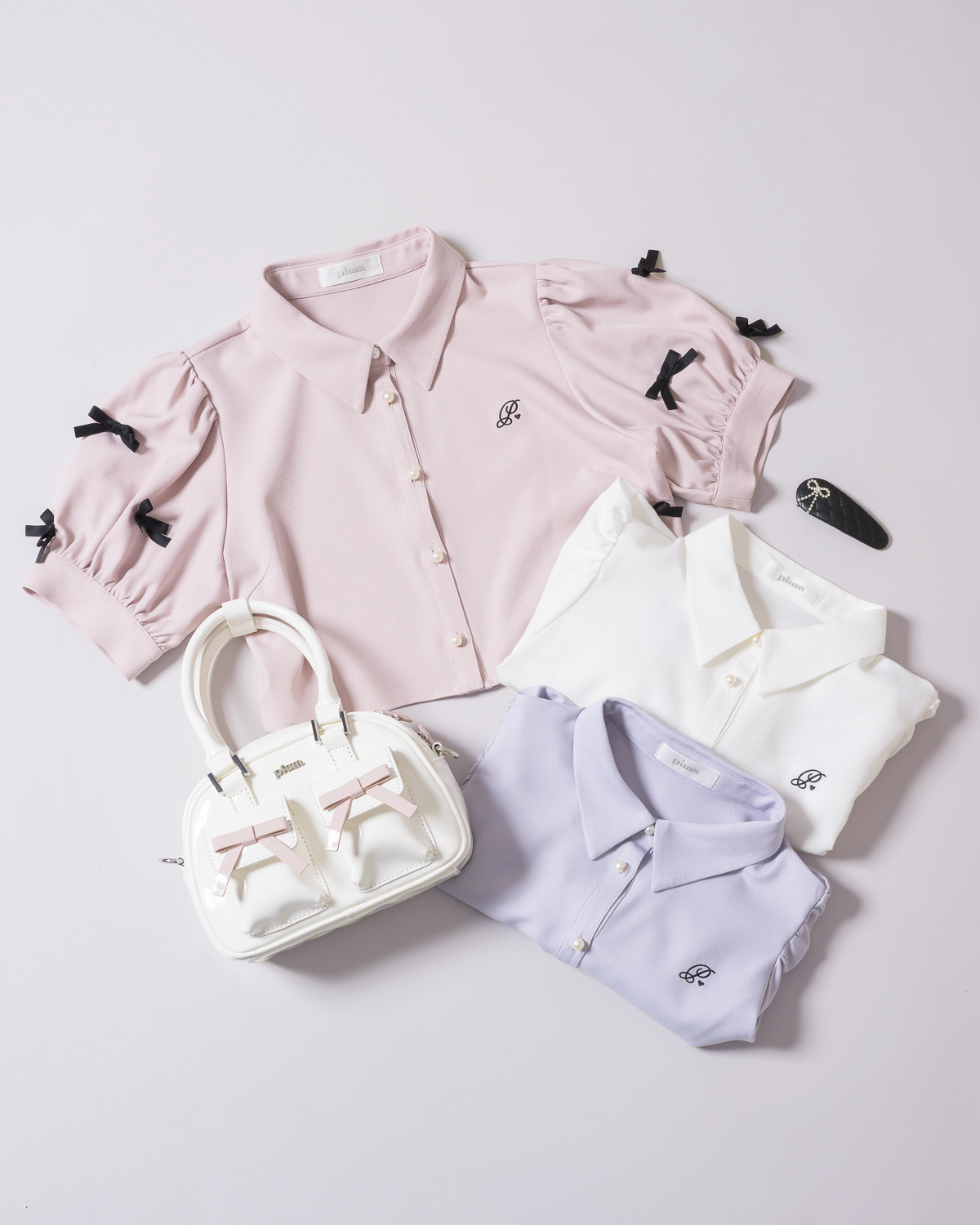 ミニリボンパフスリーブブラウス