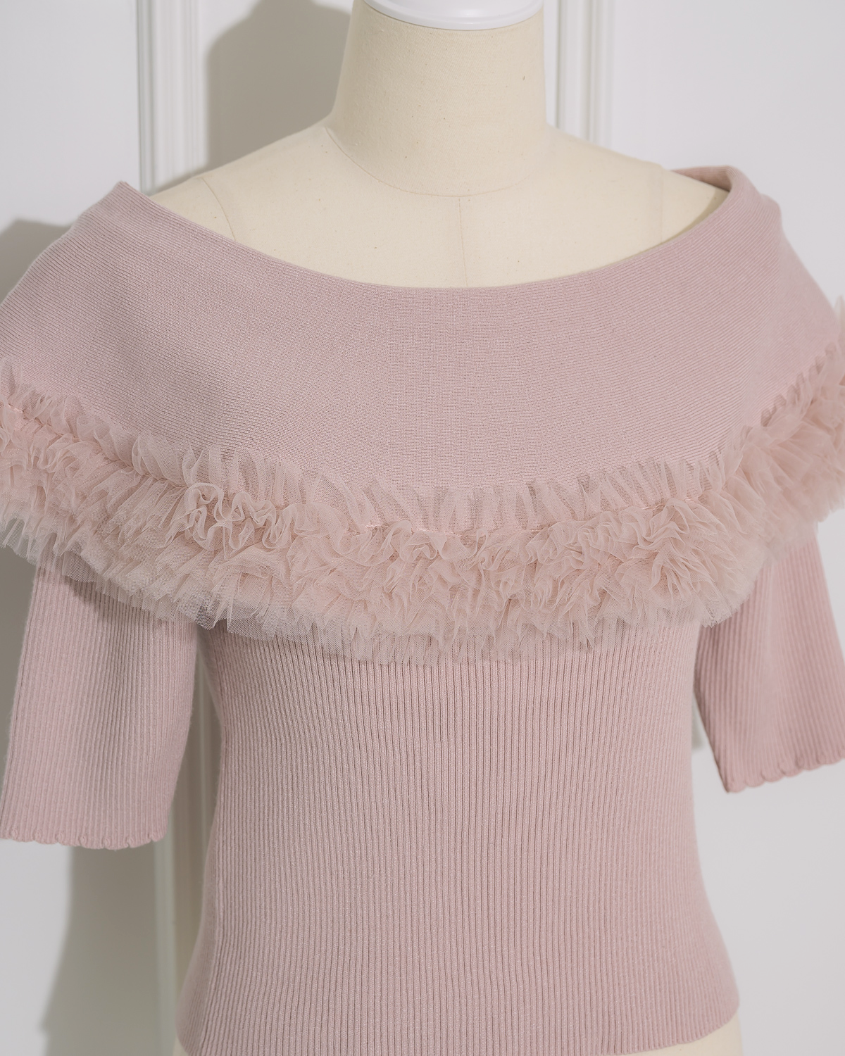 チュールフリルオフショルニットトップス