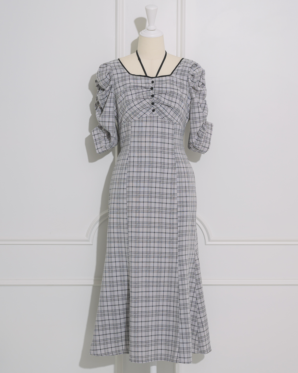 カラー:グレーチェック