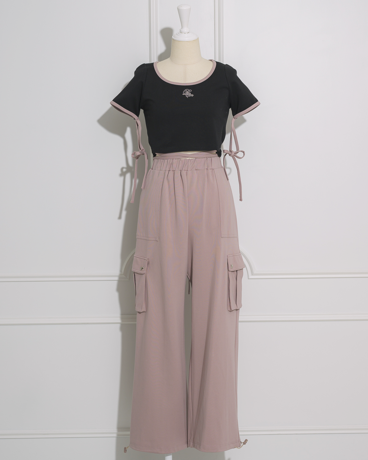 カラー:ブラック×ピンク