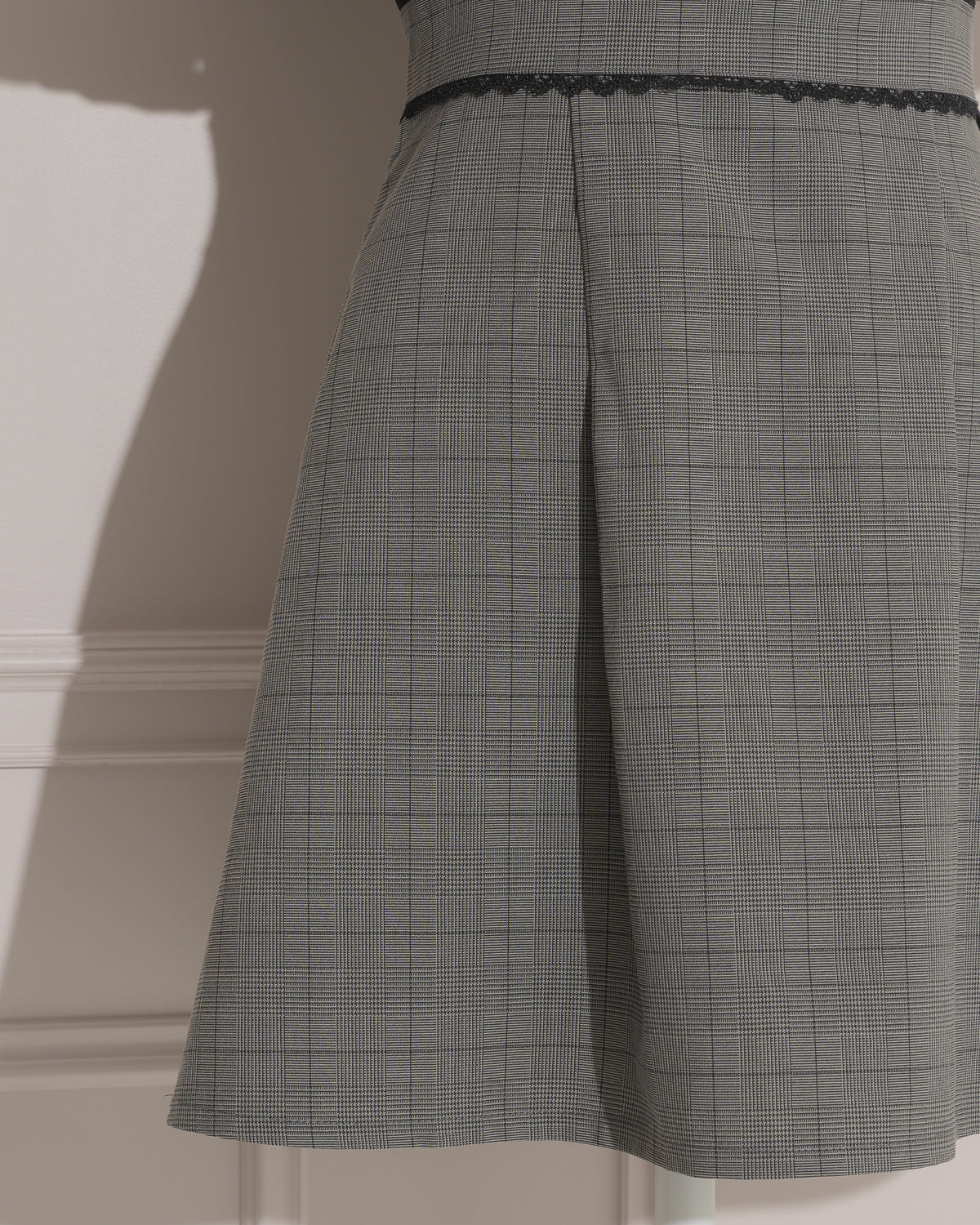 フロントリボン衿付きミニワンピ