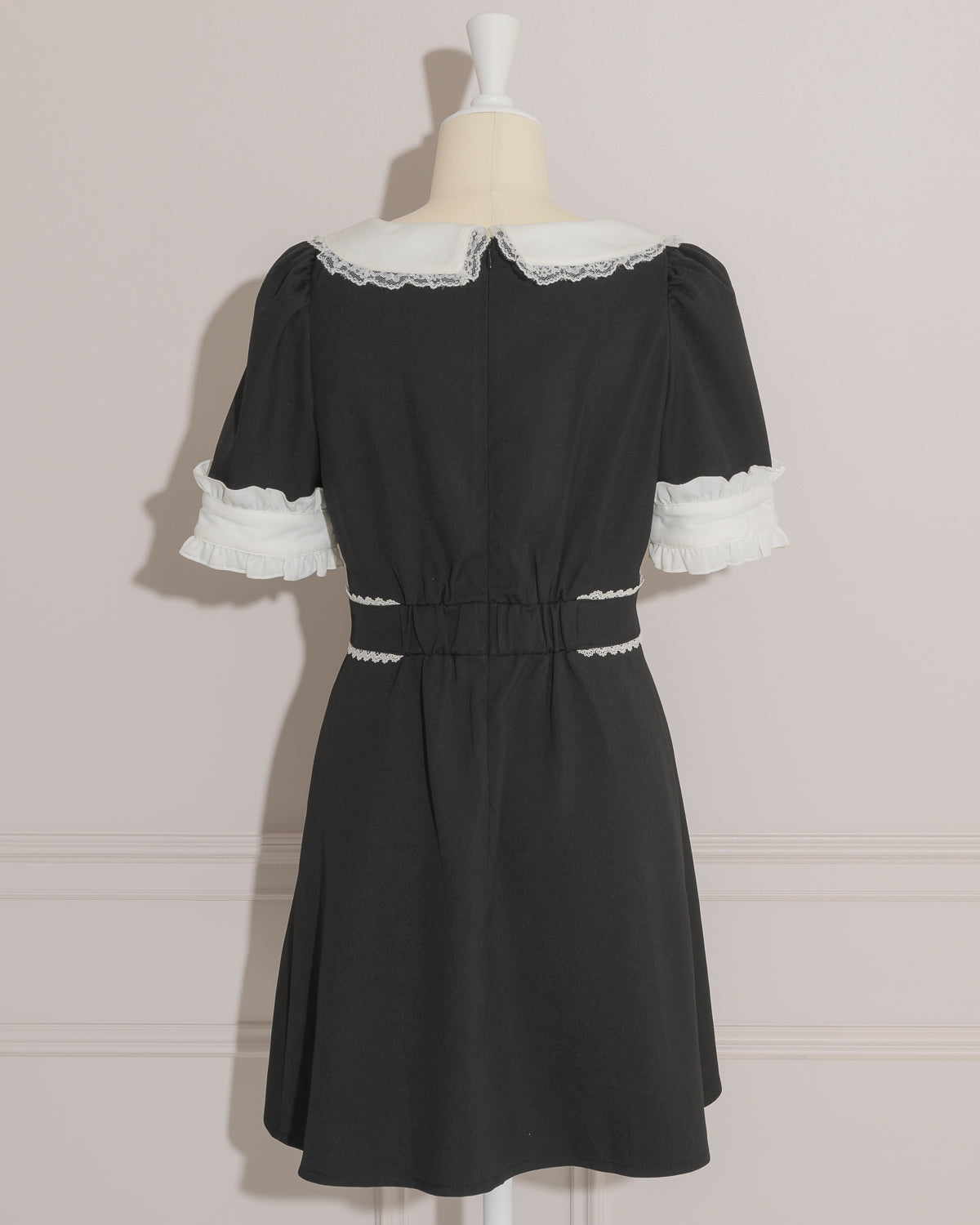 フロントリボン衿付きミニワンピ