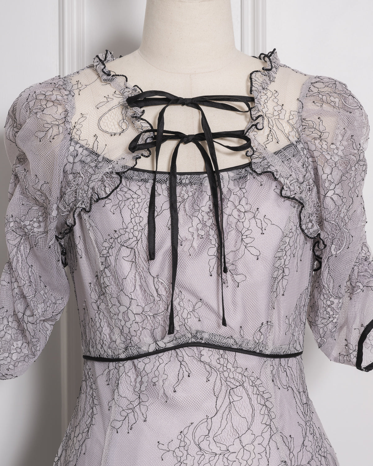 バイカラーレースケープロングワンピース