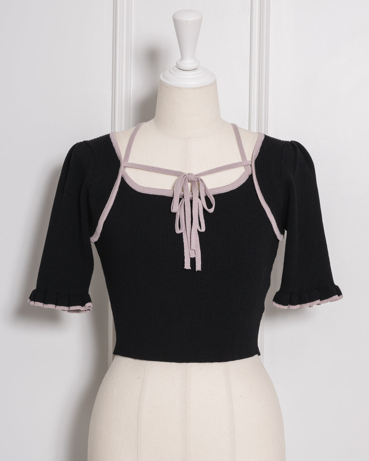 カラー:ブラック